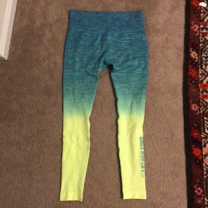 Girls Who Lift workout leggings